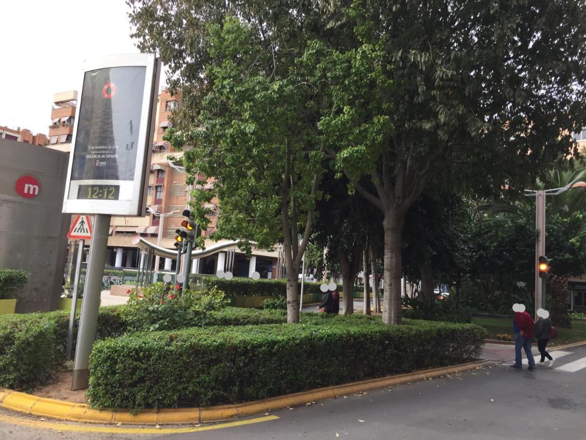 Apartament Cosy Flat With Excellent Location In Valencia! Zewnętrze zdjęcie